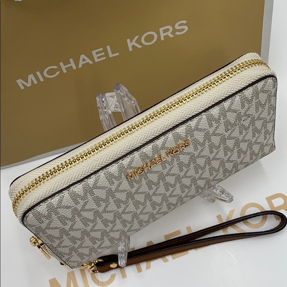 Michael Kors Jet Set Travel Phone Wallet Wristlet - Picture 4 of 16